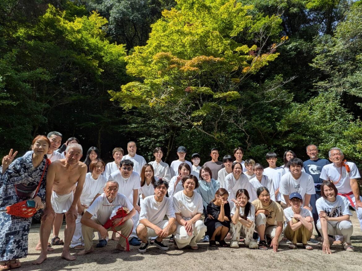 第458座9/6（日）口コミの輪広がる滝